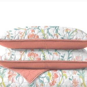 MARTHA STEWART pillow sham quilted queen size floral pillow case ONE peach white